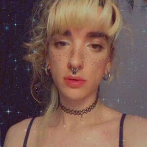 Meet your Posher, Bunnie